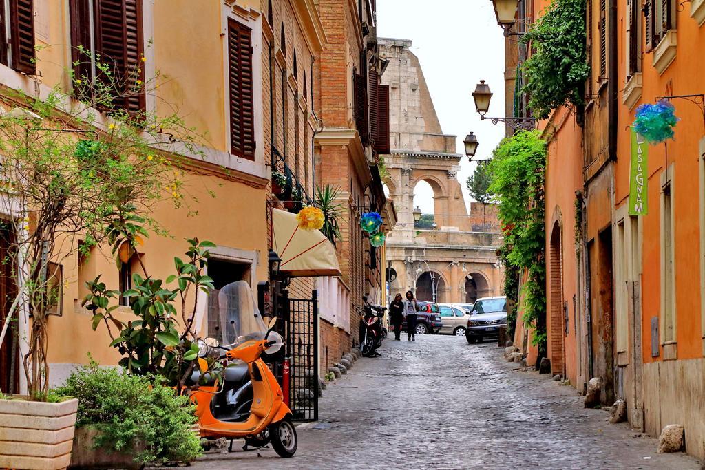 Cozy Apartment Fabia 300 Mt From Colosseum Exterior foto
